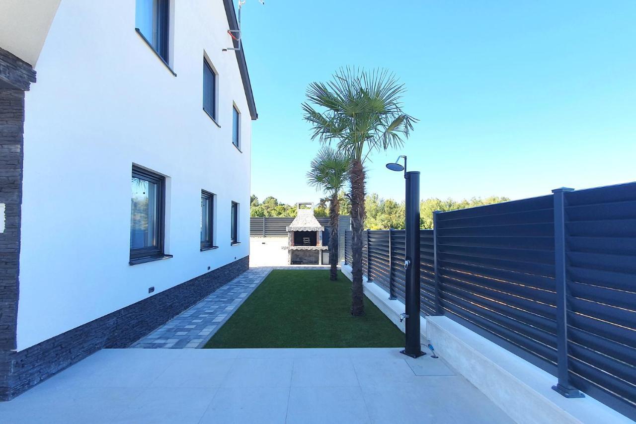 Villa Black Pearl Sibenik Bagian luar foto